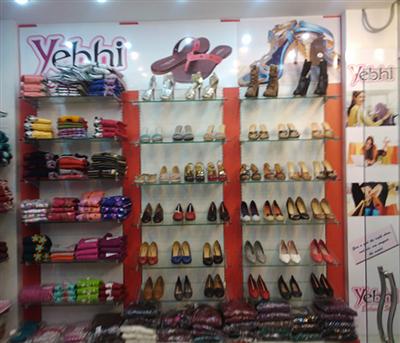 Amyena, Yebhi Exclusive Store