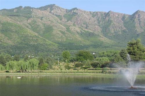 Jawaharlal Nehru Memorial Botanical Garden, Cheshmashahi, Srinagar